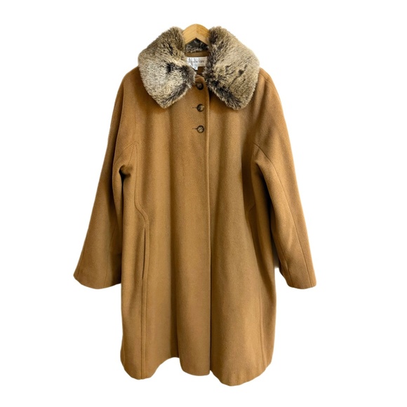 Jones New York Camel Wool Angora Coat w Removable Faux Fur Collar – Canada Made - Picture 1 of 14